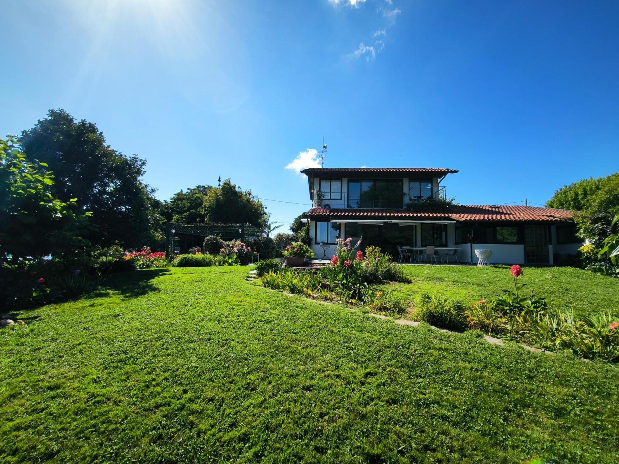 Versilia - Pietrasanta - Le Colmate Guesthouse Tonfano Exteriör bild