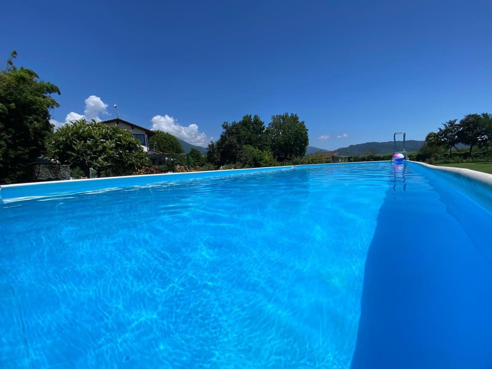 Versilia - Pietrasanta - Le Colmate Guesthouse Tonfano Exteriör bild
