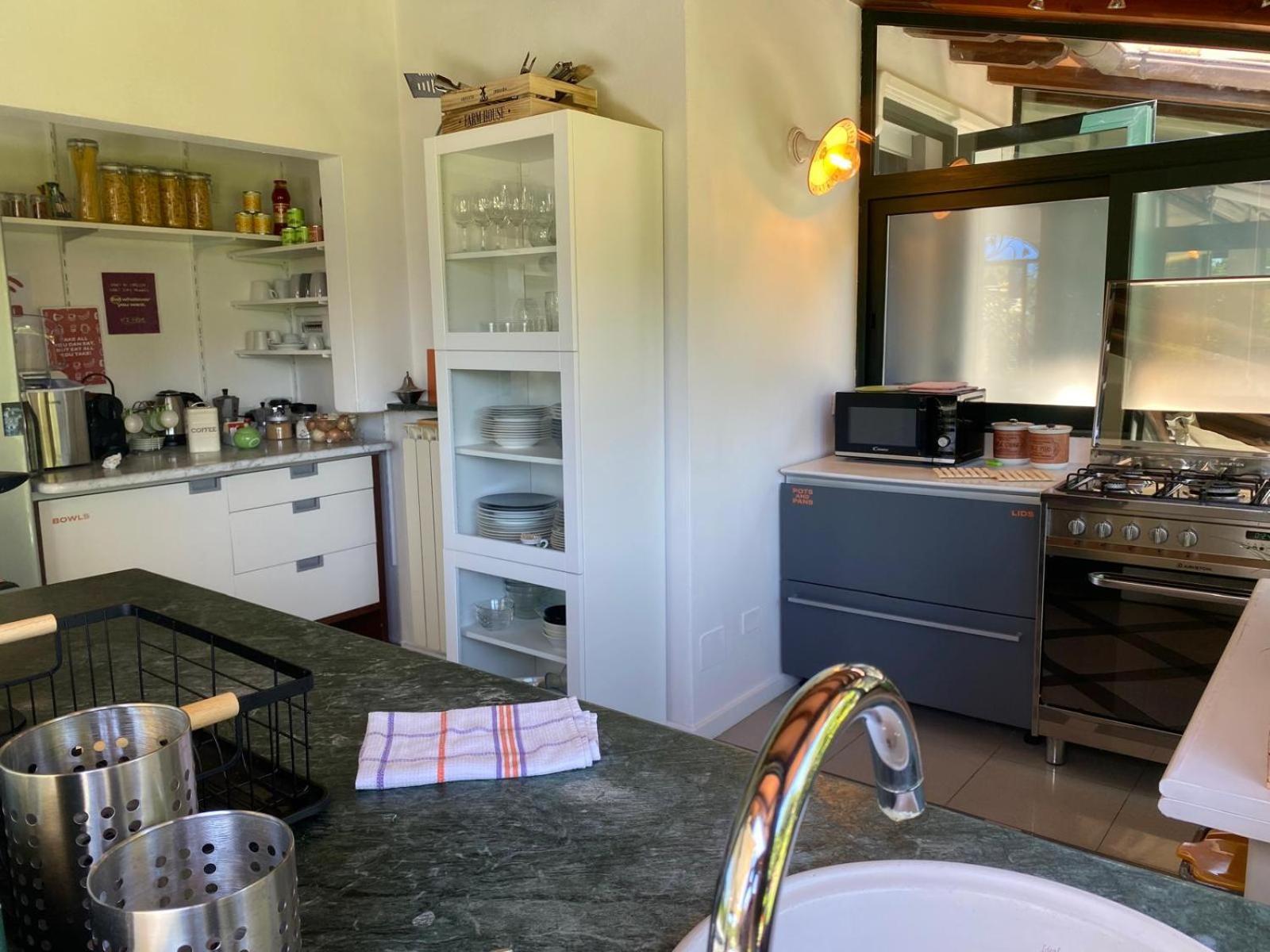 Versilia - Pietrasanta - Le Colmate Guesthouse Tonfano Exteriör bild